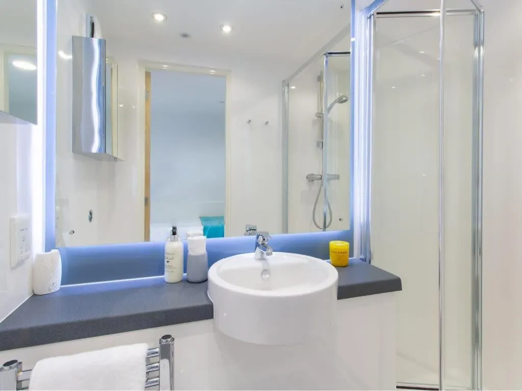 Oxford Point In Bournemouth Apartment